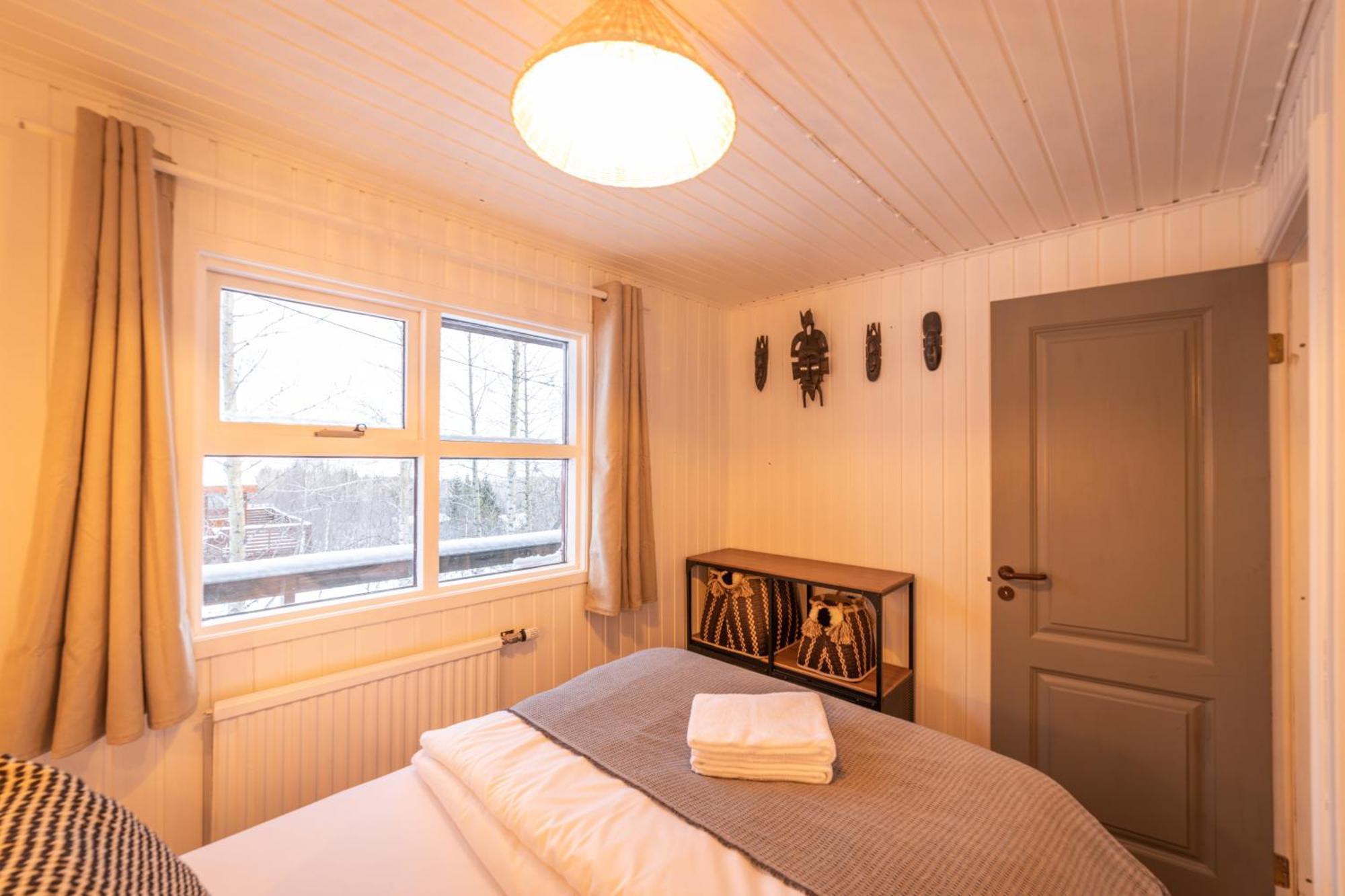 Selith - Traditional Icelandic Summerhouse With Hot Tub