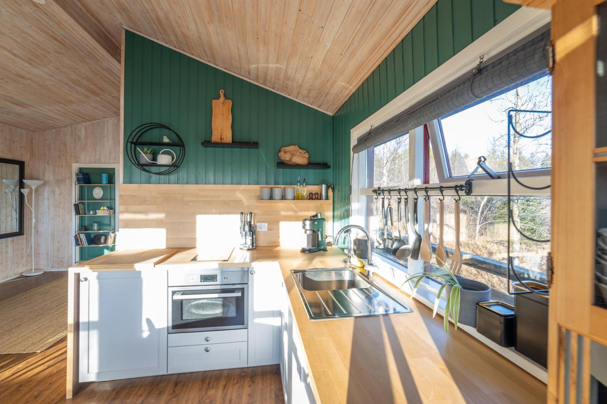 Ferienhaus Selith - Traditional Icelandic Summerhouse With Hot Tub Laugarvatn